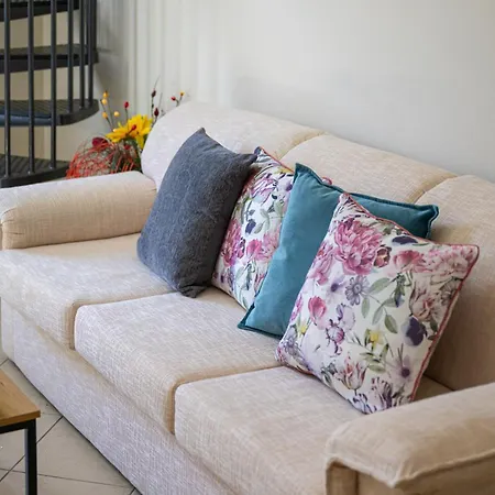 Apartament Vista & *